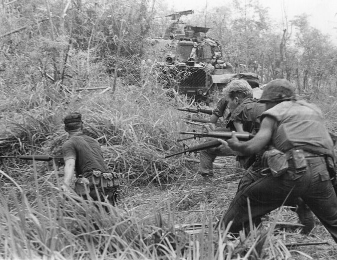 Vietnam War Timeline - Lead-Up, Battles & Deaths